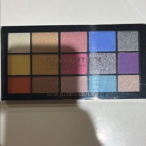 Revolution Eyeshadow Palette - Multicolor